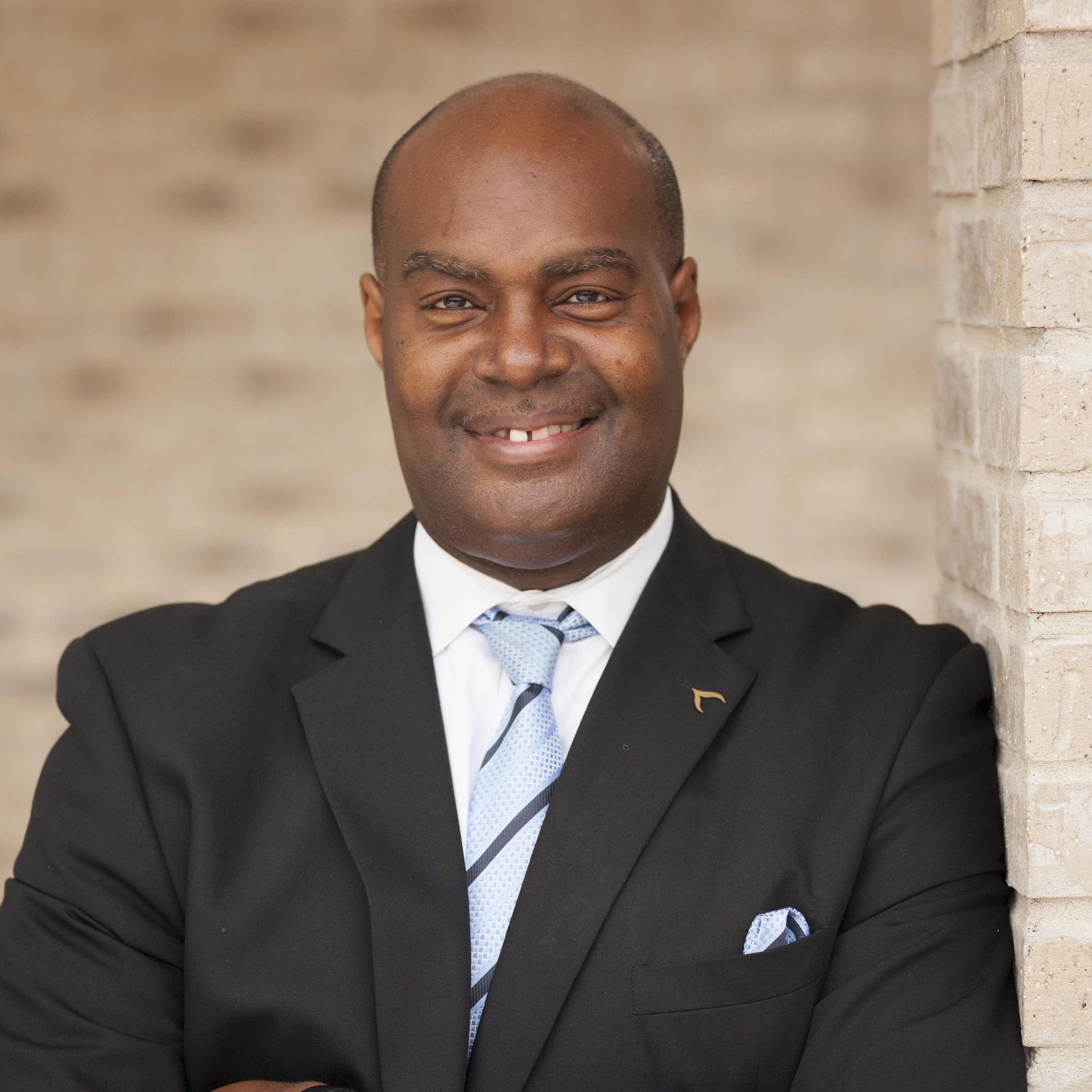 Raynard Davis - Dellcrest Church Of Christ